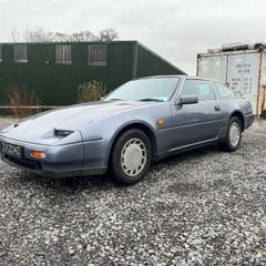 Nissan 300