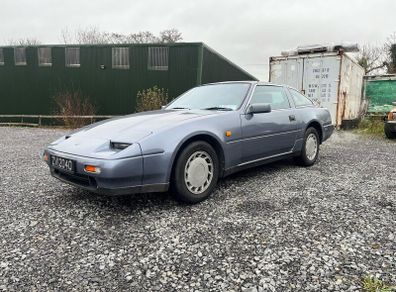 Nissan 300