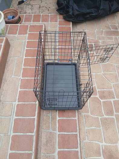 dog crate