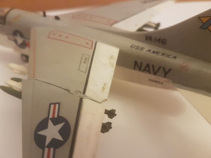 Built 1/72 Airfix Vought A-7E Corsair II USN US Navy Italeri Revell