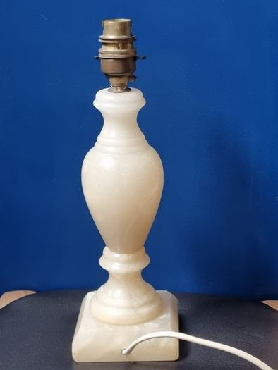 VINTAGE Carved Alabaster Lamp