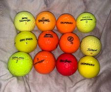 (12) Good quality colored golf balls