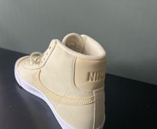 Nike Sportswear Swoosh woven cargo joggers bottoms trousers size M and Nike trainers shoes