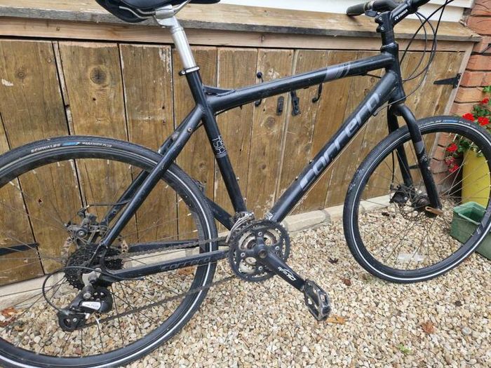 Carrera bicycle