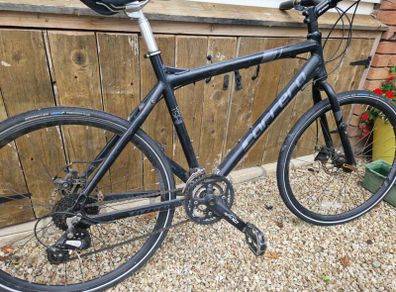 Carrera bicycle