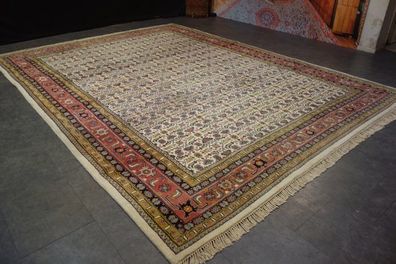 P.ersian Tabriz Rug 3.4 x 2.55m (TZ1)