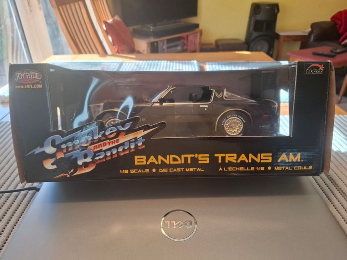 Smokey + The Bandit Trans Am by ERTL - 1/18 - NEW in BOX