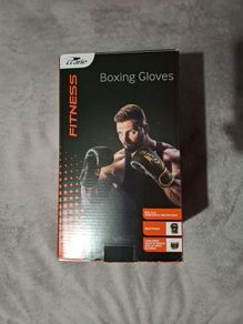 Crane Boxing Gloves Black & Gold