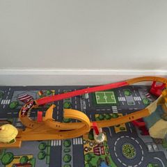 Hot Wheels Mario Kart track