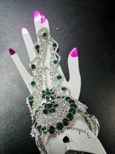 Bracelet