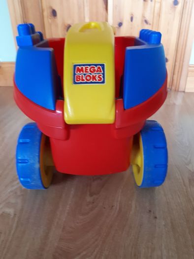 "Mega Blocks" Pull-up Truck