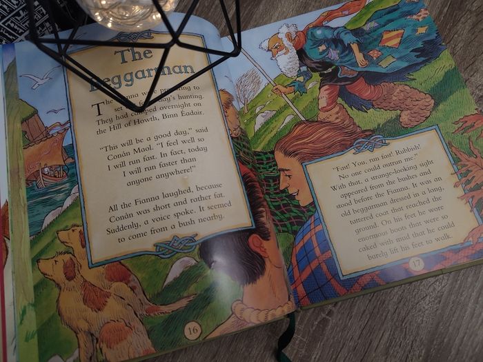 A Child's Treasury of Irish Stories and Poems ! Hardcover ! 2004 ! by Gill & Macmillan !