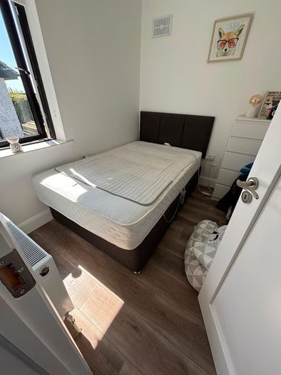 4 foot small double bed