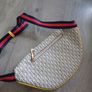 Fab handbag Image 3