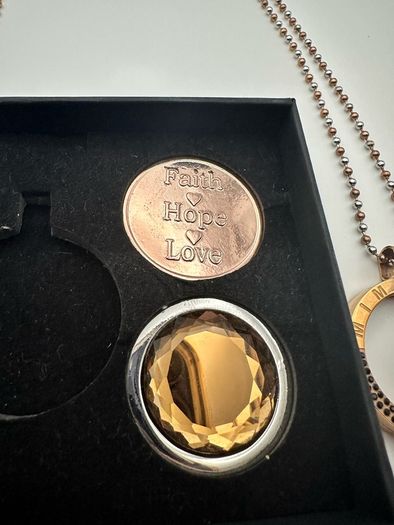 Mi Moneda Type Necklaces