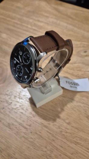 fossil watch