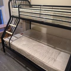 bunk bed
