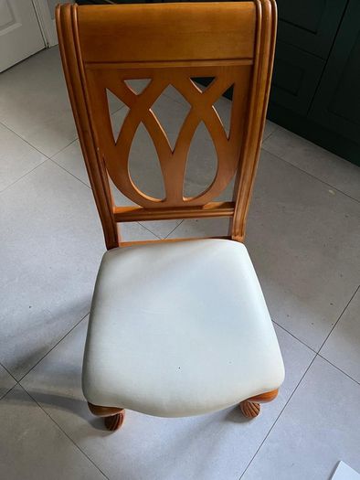 Solid oak kitchen Table& 6 Chairs