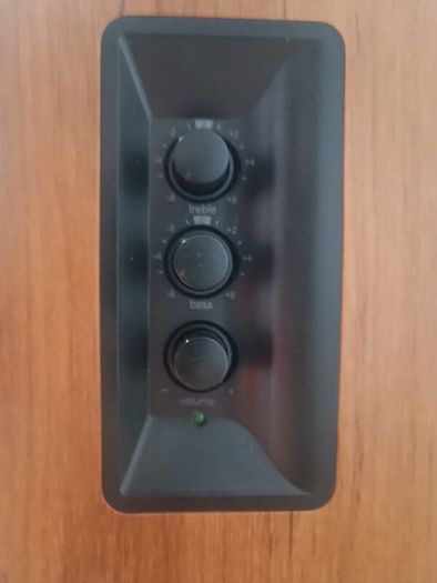 Edifer R1280T speakers plus 2x bose speakers