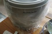 Ice cream maker