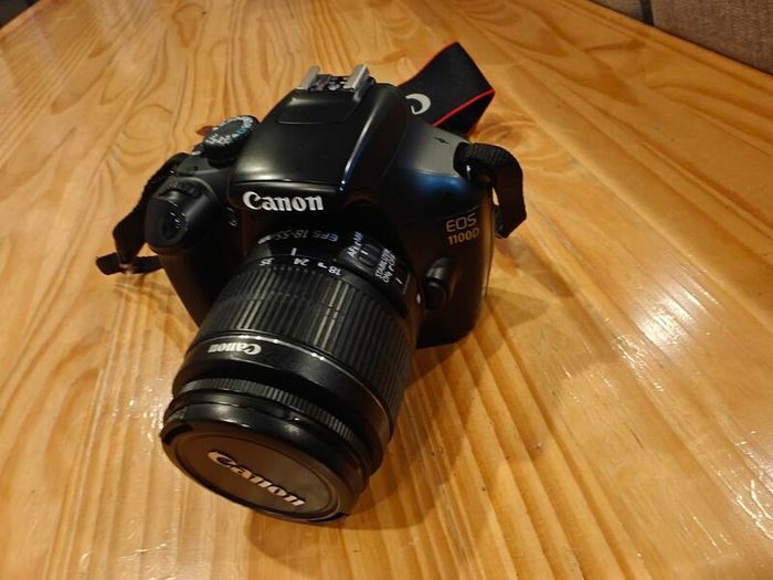Canon EOS 1100D DSLR with 18-55mm Lens and Bag Excellent Condition