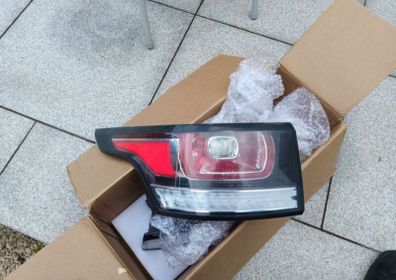 Range rover sport passenger rear light