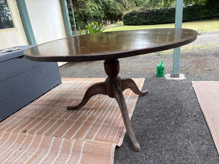 Hardwood Round Dining Table