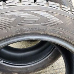 2x 235/55R17 yokohama