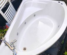 jacuzzi bath