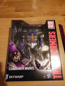 Transformers Combiner Wars: Skywarp 8''