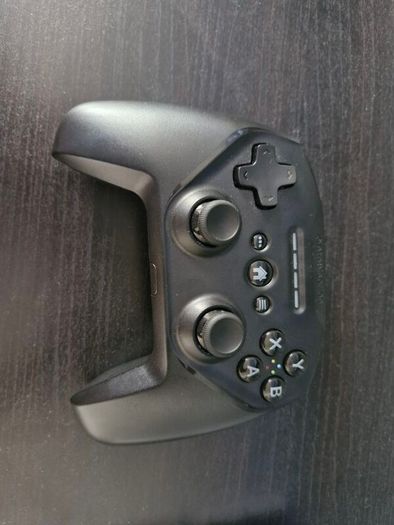 Steelseries Nimbus+ Controller