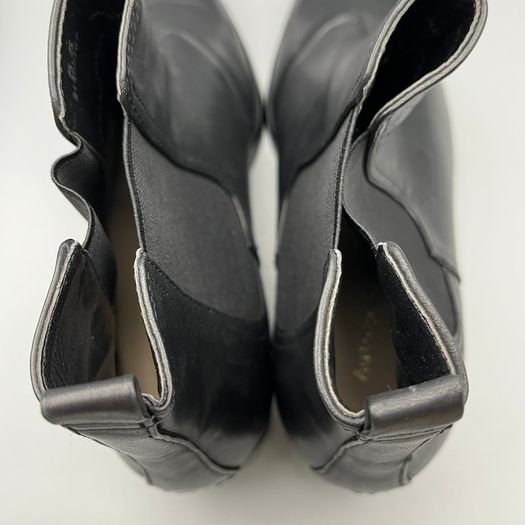 Autograph Womens Leather Pull-On Chelsea Boots - SZ 5.5 BNWT
