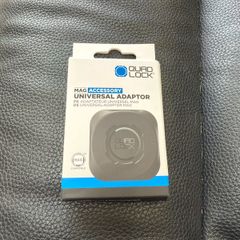 Quadlock universal adaptor