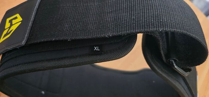 weightlifting belt