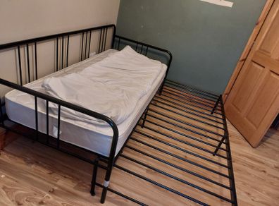 Ikea day bed