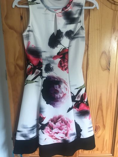 Ladies flowering dress