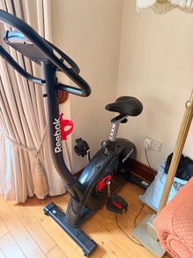 excerise bike REBOOK