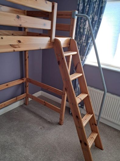 Bed and mattress