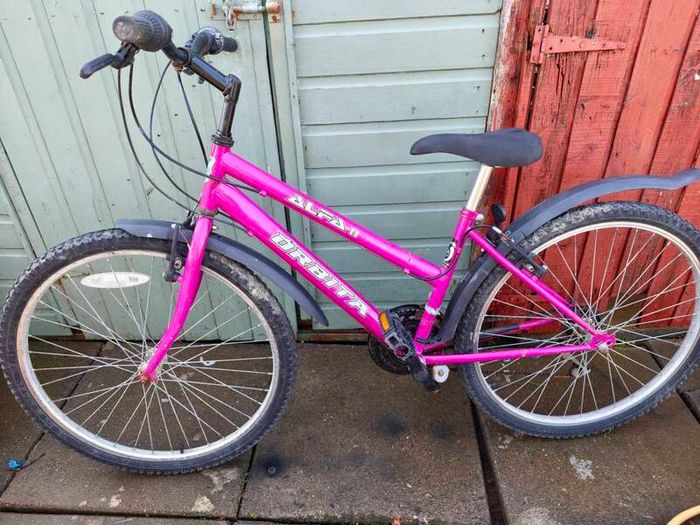 Girls bike