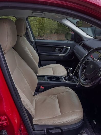 Land Rover Discovery Sport 2.0L  83,500 km