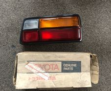 toyota starlet tail light kp60