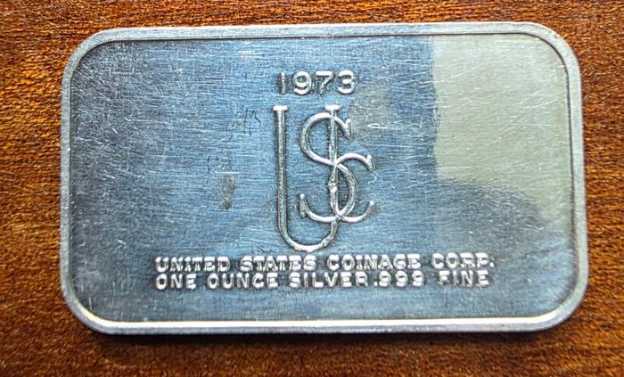 Vintage 1973 1oz silver art bar