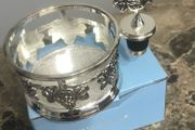 newbridge  silver plate grape coaster &amp; stopper
