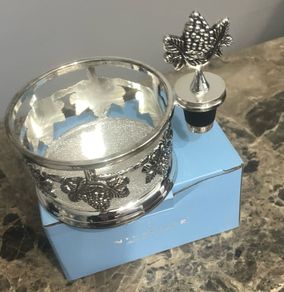 newbridge  silver plate grape coaster & stopper