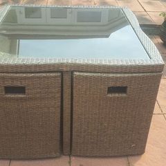 Rattan Cube Garden table and chairs stools