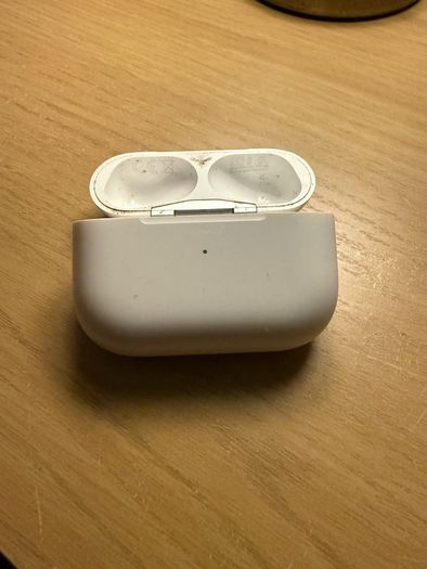 Airpods pro charging case only