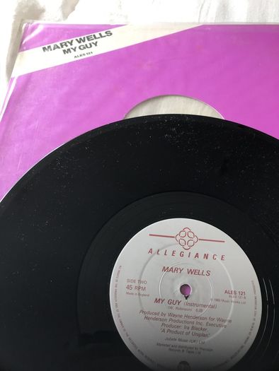 12" vinyl Mary Wells