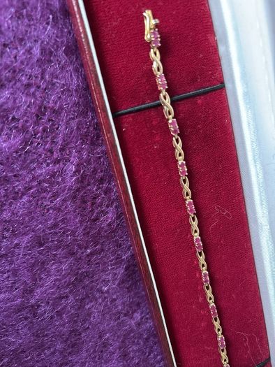9 Carat Gold 24 Rubies Bracelet