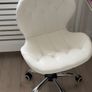 desk and chair Image 3