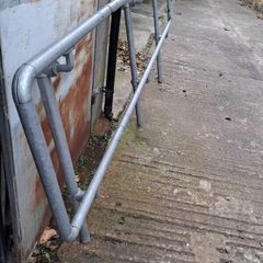 Ramp handrail